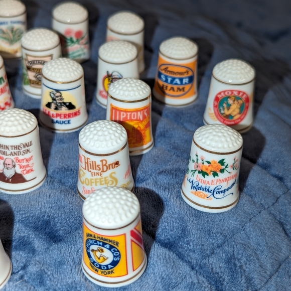 Collection Franklin Mint Vintage Advertising Thimbles Porcelain 1980 - Picture 4 of 8